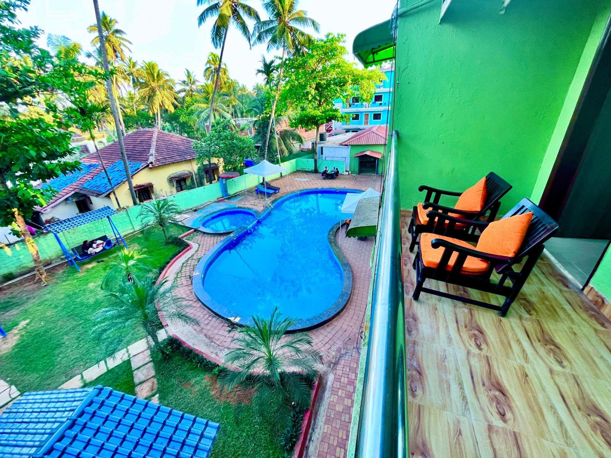 The Calagute Beach Resort By Shivam Resort 1 Km From Beach 坎多林 外观 照片