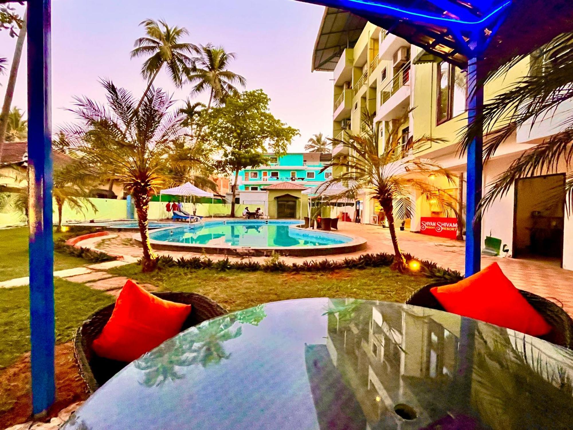 The Calagute Beach Resort By Shivam Resort 1 Km From Beach 坎多林 外观 照片